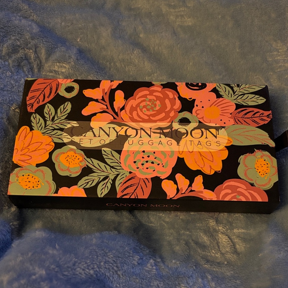 Floral luggage tag